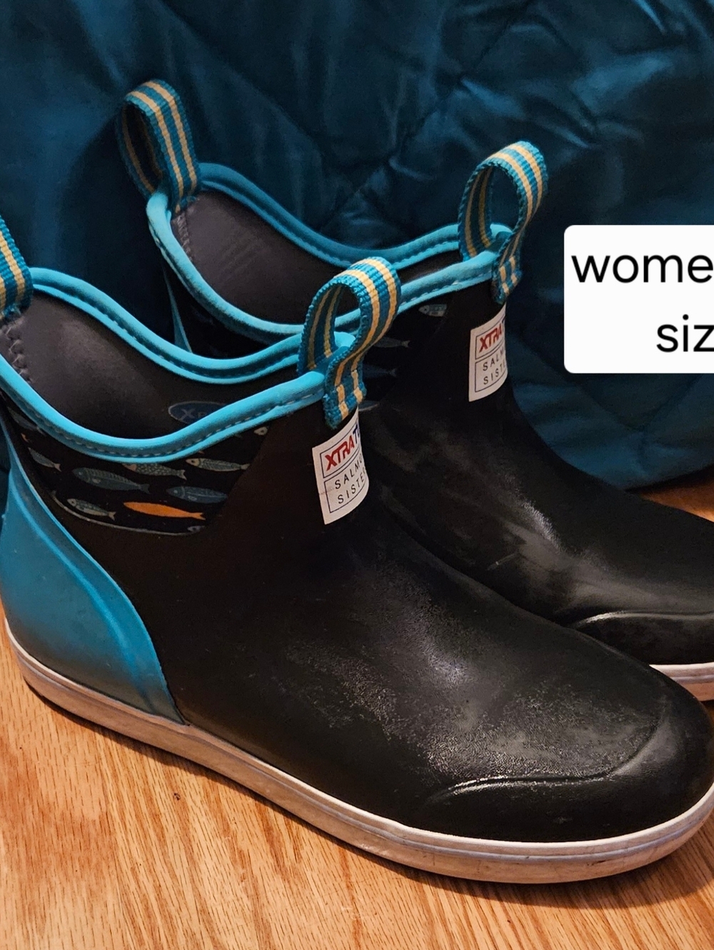 Xtratuf Women's Salmon Sisters Rain Boots